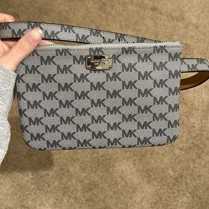 Michael Kors Fanny pack